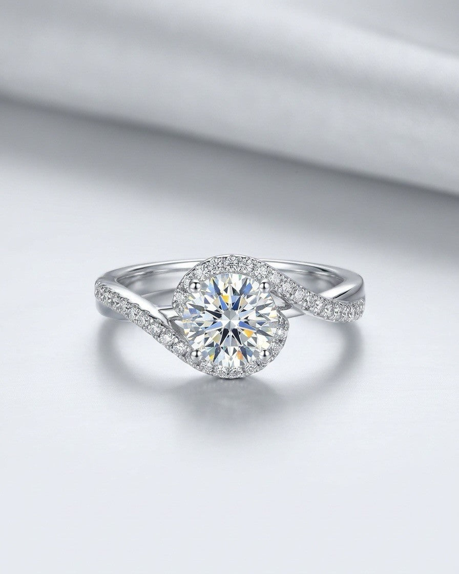 Moissanite Engagement Ring 1ct VVS1 White Gold Plated 925 Silver Wedding